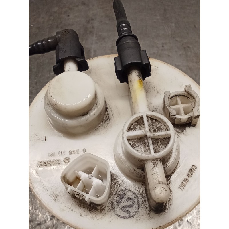 Recambio de bomba combustible para toyota corolla (_e12_) 1.6 vvt-i (zze121_) referencia OEM IAM 0580313085  