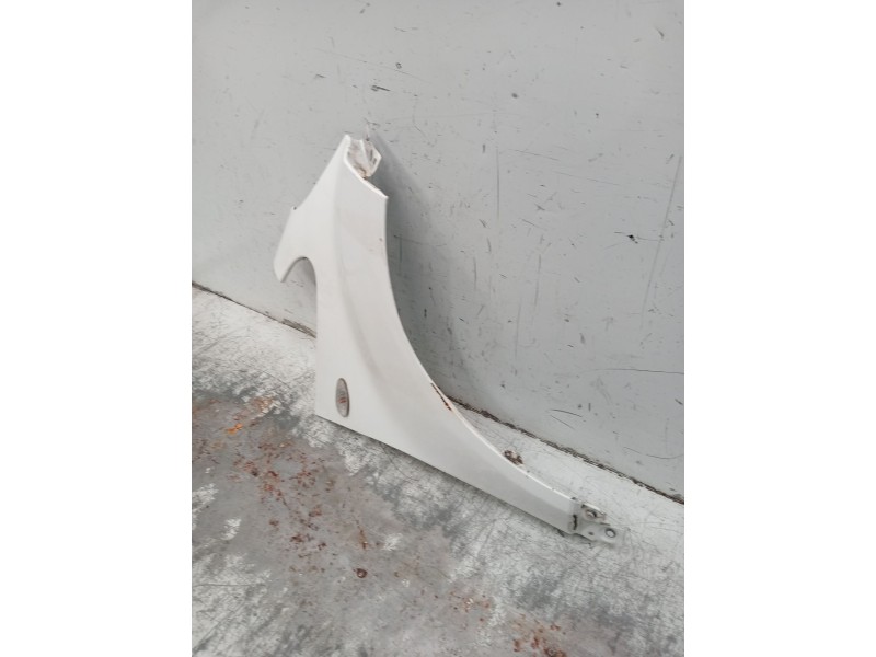 Recambio de aleta delantera derecha para citroën c-zero referencia OEM IAM   