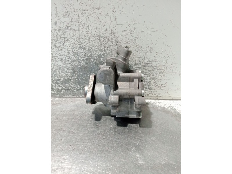 Recambio de bomba direccion para fiat doblo autobús (263_) 1.6 d multijet (263axd1b) referencia OEM IAM 00518523200 7613955570 