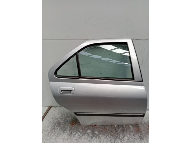 Recambio de puerta trasera derecha para peugeot 406 (8b) 2.0 hdi 110 referencia OEM IAM   