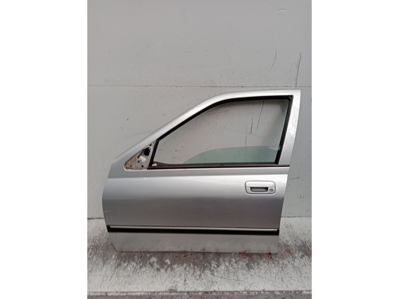 Recambio de puerta delantera izquierda para peugeot 406 (8b) 2.0 hdi 110 referencia OEM IAM   