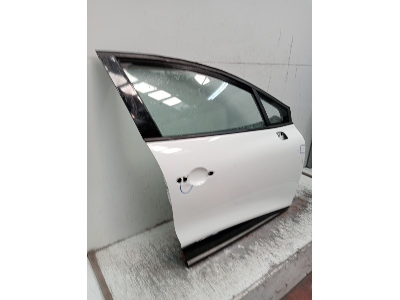 Recambio de puerta delantera derecha para renault clio iv (bh_) 0.9 tce 90 referencia OEM IAM   
