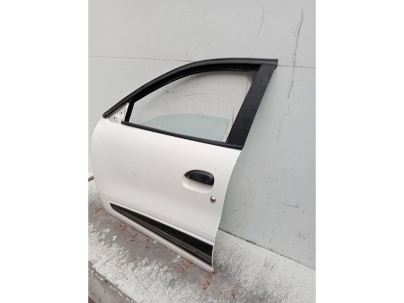 Recambio de puerta delantera izquierda para dacia spring ev (b6m1) referencia OEM IAM   