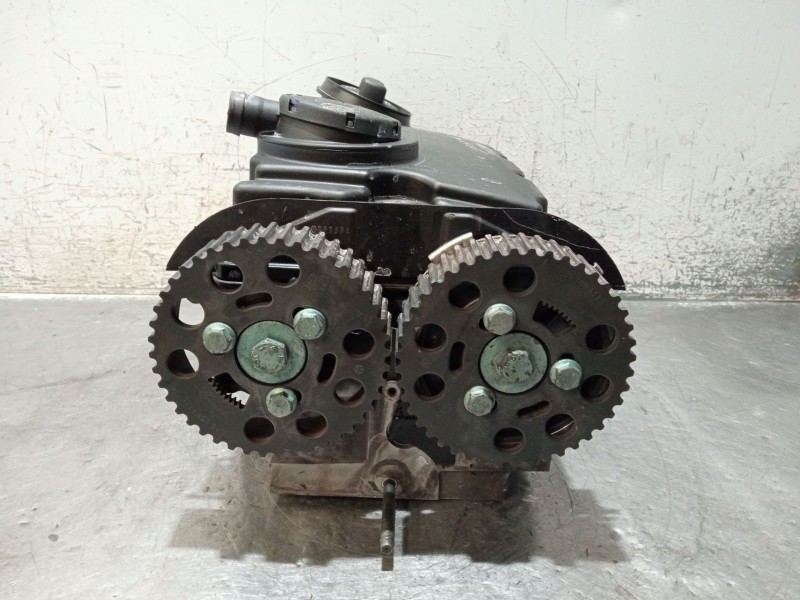 Recambio de culata para audi a4 b7 avant (8ed) 2.0 tdi 16v referencia OEM IAM 03G103373 BLB 