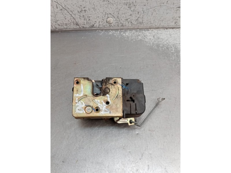 Recambio de motor cierre centralizado delantero derecho para peugeot 206 hatchback (2a/c) 1.4 i referencia OEM IAM   