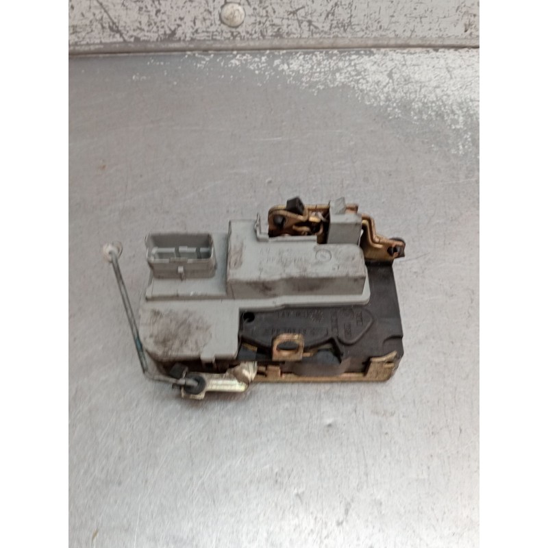 Recambio de motor cierre centralizado delantero derecho para peugeot 206 hatchback (2a/c) 1.4 i referencia OEM IAM   