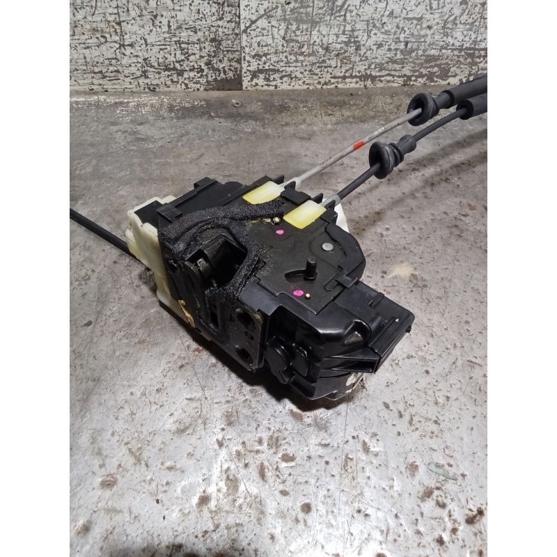 Recambio de motor cierre centralizado trasero izquierdo para hyundai sonata v (nf) 2.0 crdi referencia OEM IAM 814103K000  