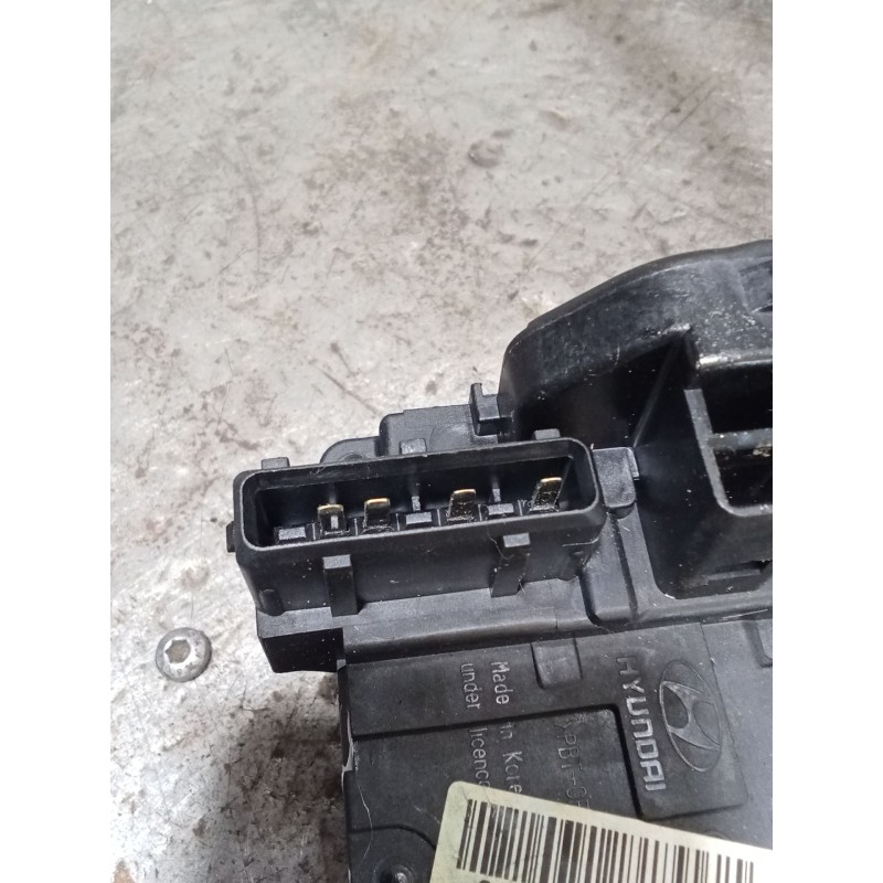 Recambio de motor cierre centralizado trasero izquierdo para hyundai sonata v (nf) 2.0 crdi referencia OEM IAM 814103K000  