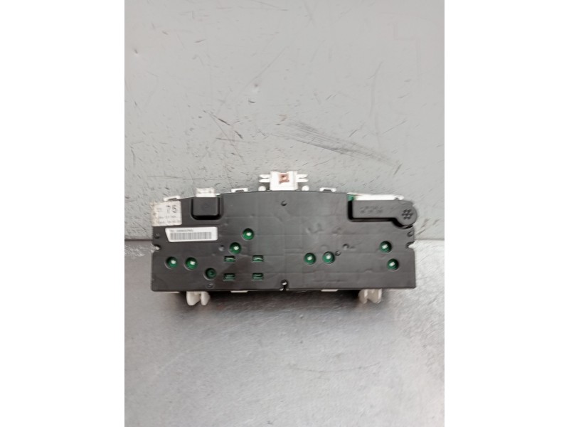 Recambio de cuadro instrumentos para toyota corolla (_e12_) 1.6 vvt-i (zze121_) referencia OEM IAM 8380002750  