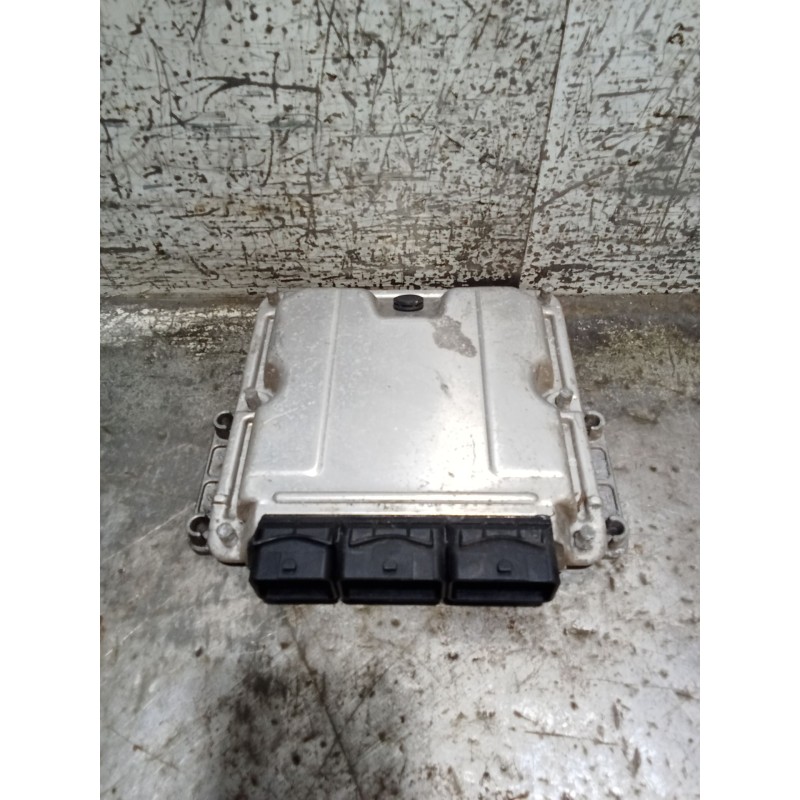 Recambio de centralita motor uce para renault kangoo express (fc0/1_) 1.9 dci 4x4 (fc0v) referencia OEM IAM 0281010556 820015394