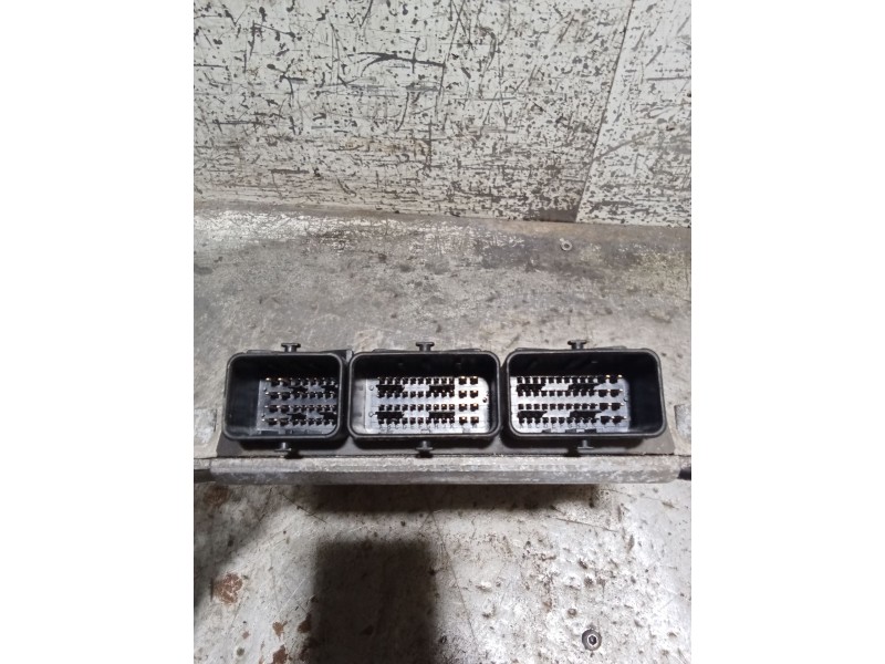 Recambio de centralita motor uce para renault kangoo express (fc0/1_) 1.9 dci 4x4 (fc0v) referencia OEM IAM 0281010556 820015394