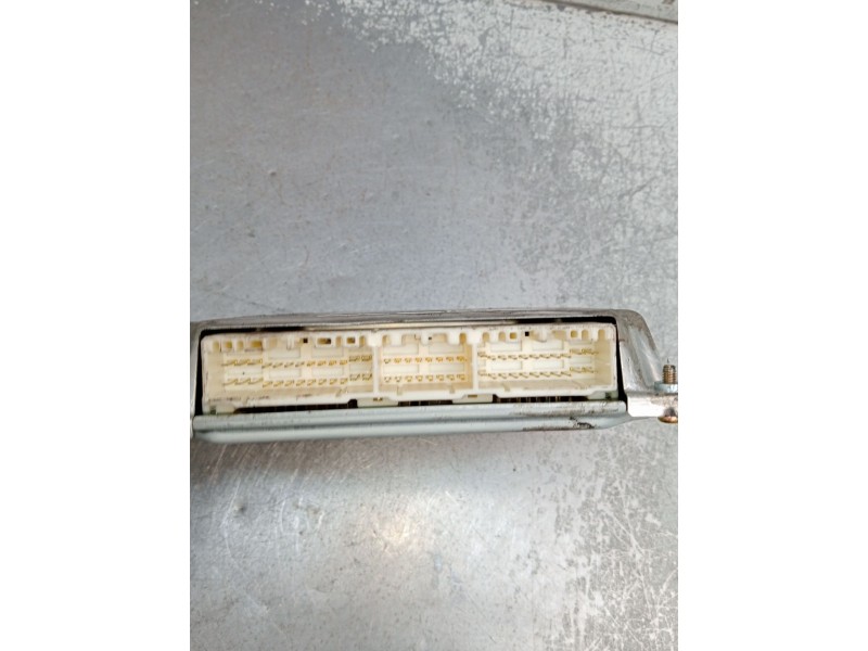 Recambio de centralita motor uce para toyota corolla (_e12_) 1.6 vvt-i (zze121_) referencia OEM IAM 8966102750 MB1752008262 