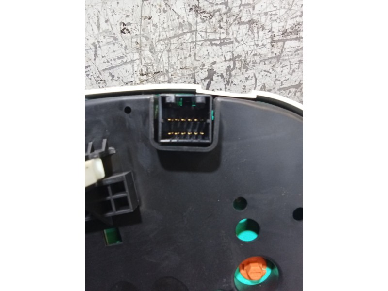 Recambio de cuadro instrumentos para hyundai sonata v (nf) 2.0 crdi referencia OEM IAM 940033K320  