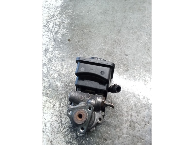 Recambio de bomba servodireccion para bmw serie 3 touring (e46) 2.0 16v diesel cat referencia OEM IAM 91208  
