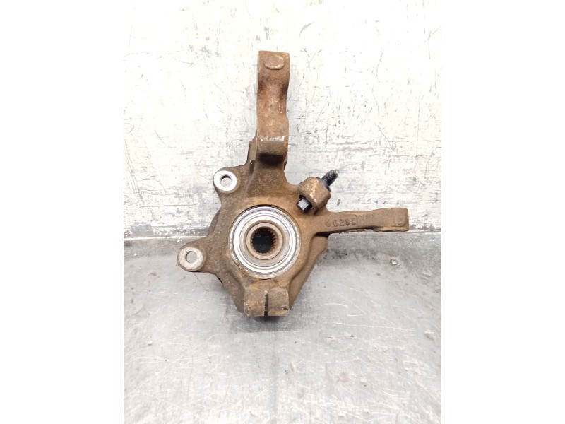 Recambio de mangueta delantera derecha para renault clio ii (bb_, cb_) 1.5 dci (b/cb08) referencia OEM IAM   