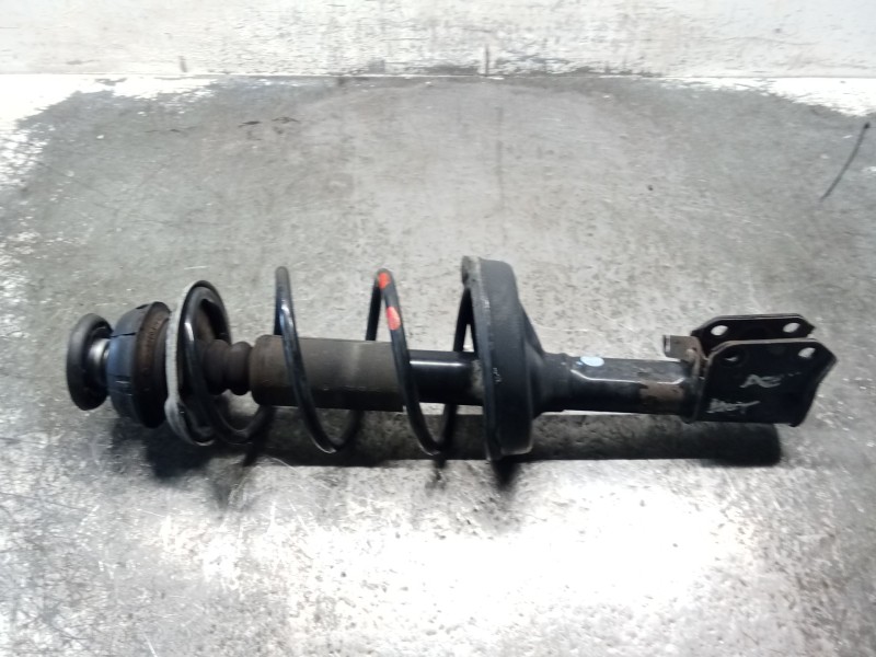 Recambio de amortiguador delantero derecho para renault clio ii (bb_, cb_) 1.5 dci (b/cb08) referencia OEM IAM   