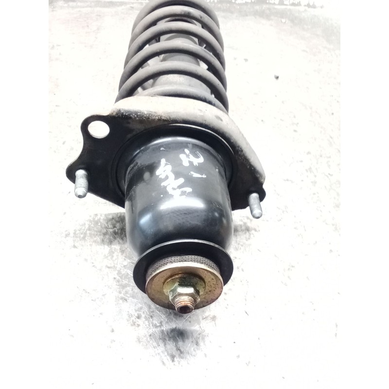 Recambio de amortiguador trasero izquierdo para toyota corolla (_e12_) 1.6 vvt-i (zze121_) referencia OEM IAM   