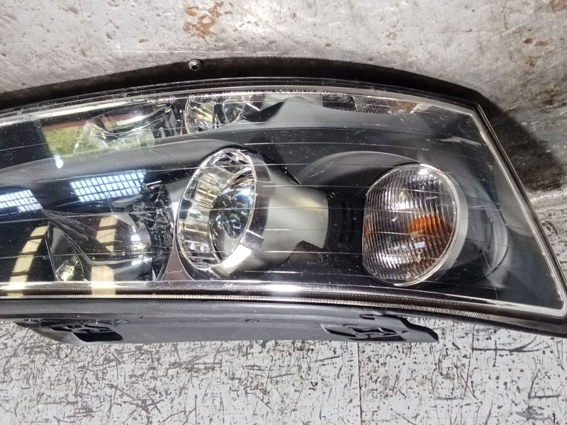 Recambio de faro derecho para hyundai sonata v (nf) 2.0 crdi referencia OEM IAM   