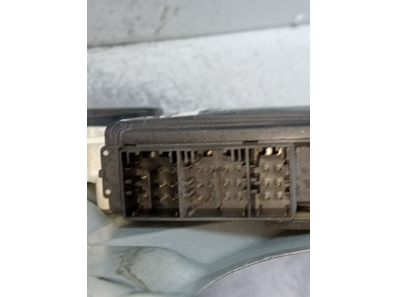 Recambio de elevalunas delantero derecho para seat cordoba (6l2) 1.4 16v referencia OEM IAM 6L4837752DJ  