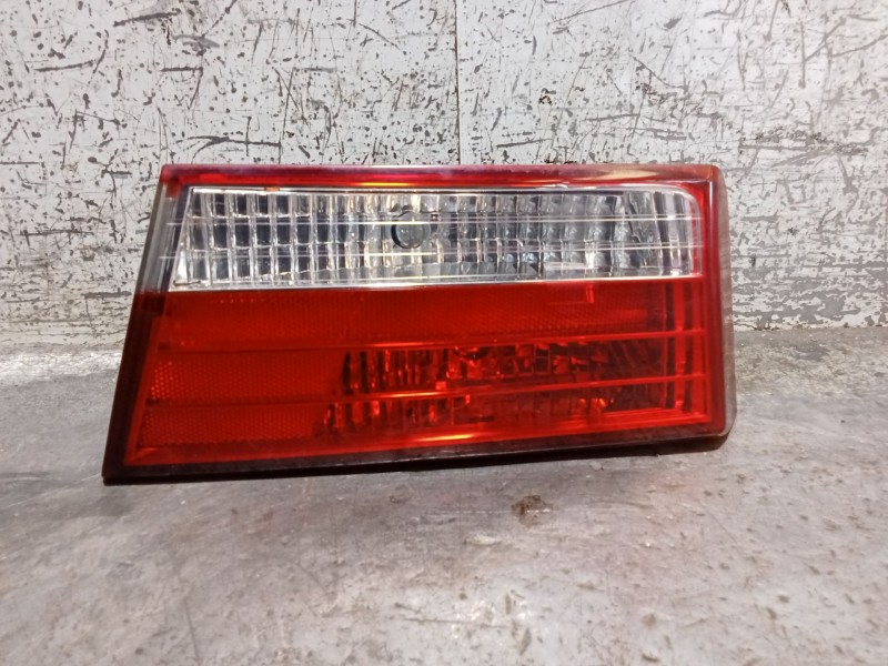 Recambio de piloto trasero derecho interior para hyundai sonata v (nf) 2.0 crdi referencia OEM IAM   