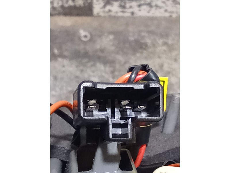 Recambio de piloto trasero derecho interior para hyundai sonata v (nf) 2.0 crdi referencia OEM IAM   