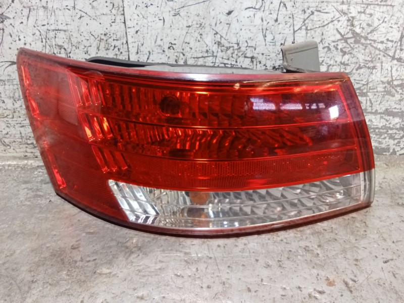 Recambio de piloto trasero izquierdo para hyundai sonata v (nf) 2.0 crdi referencia OEM IAM   