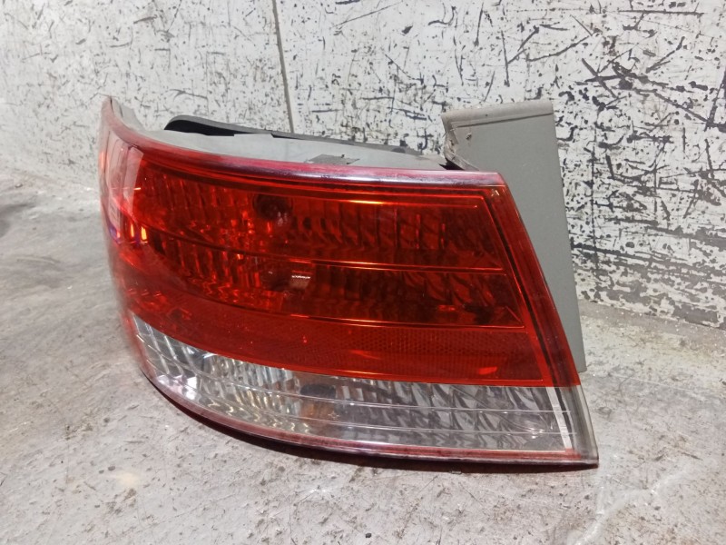 Recambio de piloto trasero izquierdo para hyundai sonata v (nf) 2.0 crdi referencia OEM IAM   