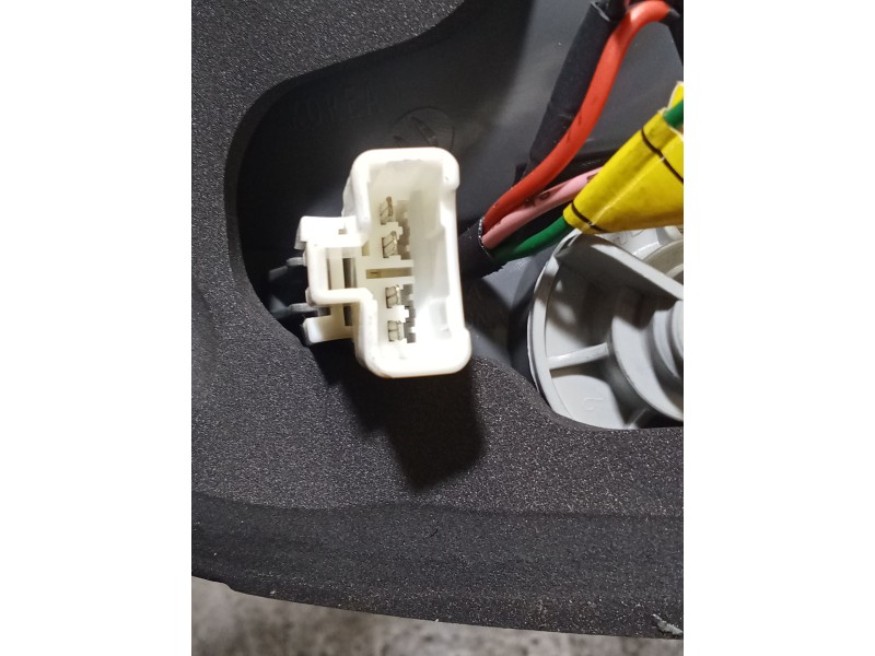 Recambio de piloto trasero izquierdo para hyundai sonata v (nf) 2.0 crdi referencia OEM IAM   