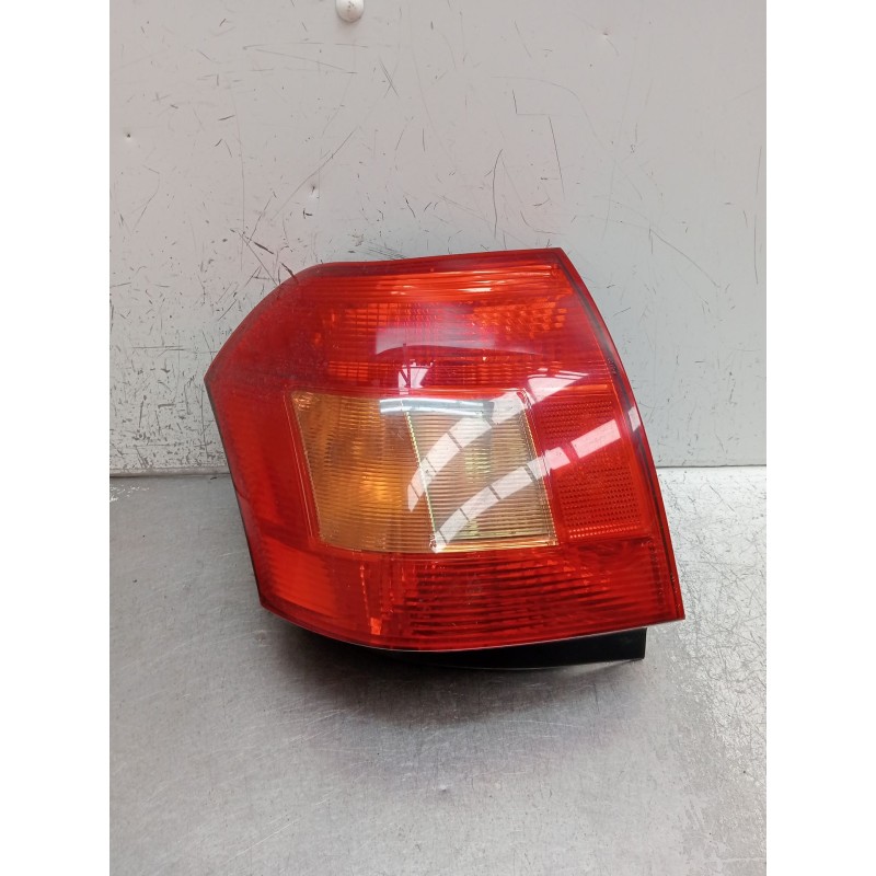 Recambio de piloto trasero derecho para toyota corolla (_e12_) 1.6 vvt-i (zze121_) referencia OEM IAM   