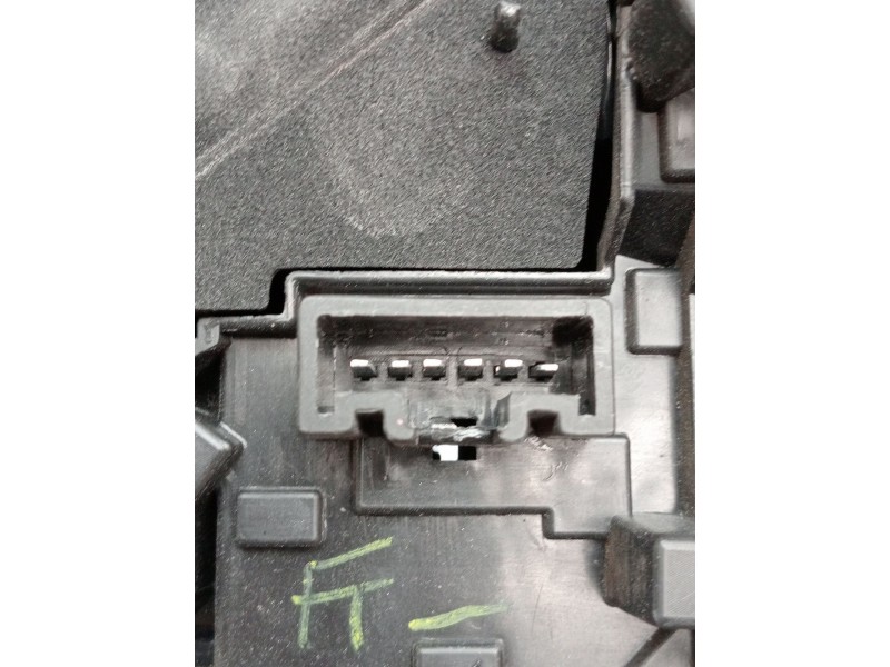 Recambio de piloto trasero izquierdo para toyota corolla (_e12_) 1.6 vvt-i (zze121_) referencia OEM IAM   