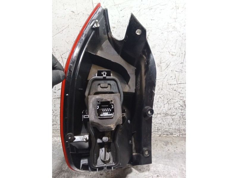 Recambio de piloto trasero derecho para renault grand scénic ii (jm0/1_) 1.9 dci (jm14) referencia OEM IAM   