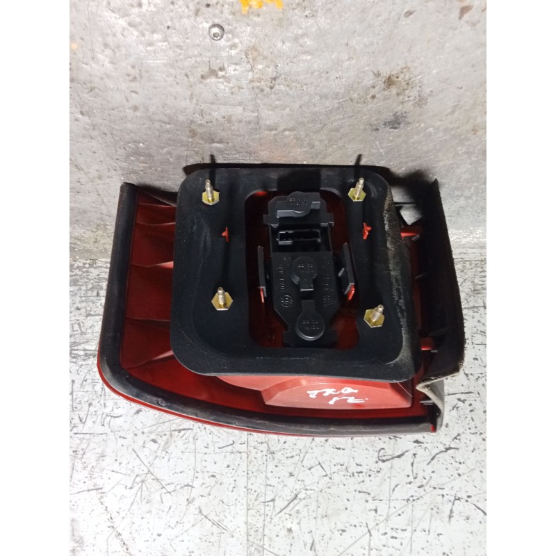 Recambio de piloto trasero izquierdo para audi allroad c5 (4bh) 2.5 tdi quattro referencia OEM IAM 4B9945095D  