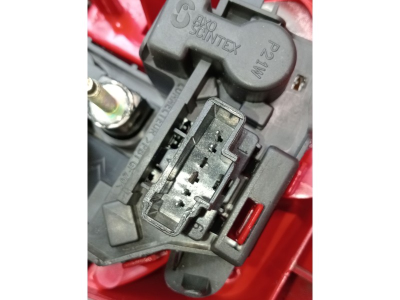 Recambio de piloto trasero izquierdo para peugeot 206 hatchback (2a/c) 1.4 i referencia OEM IAM   