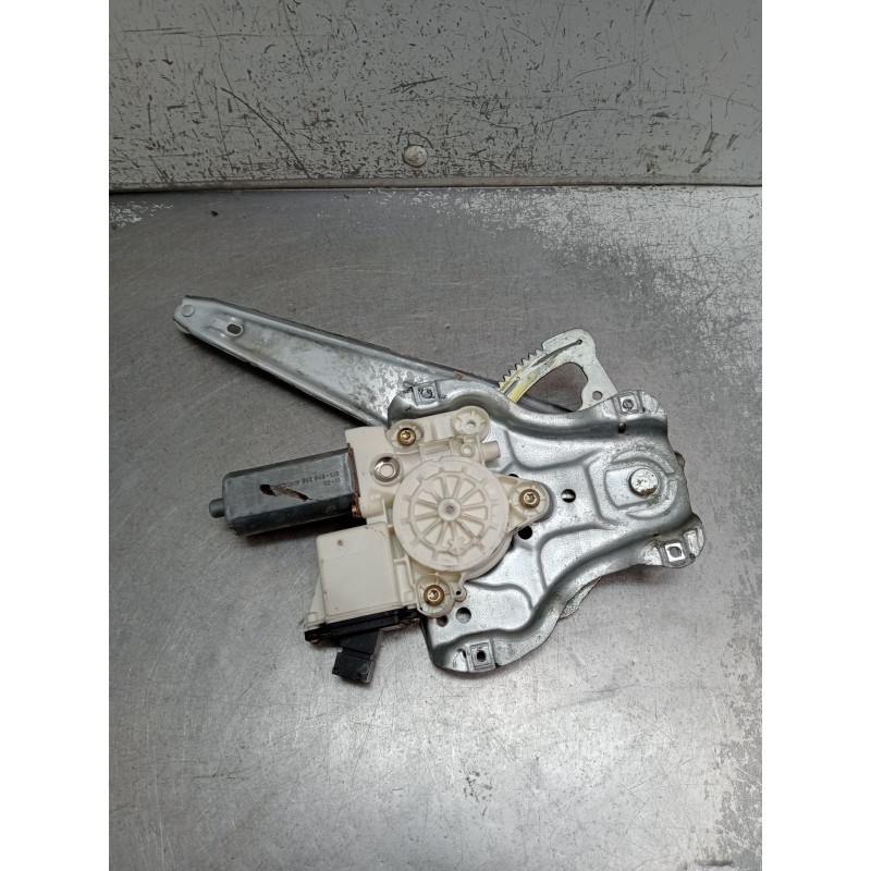 Recambio de elevalunas trasero izquierdo para toyota corolla (_e12_) 1.6 vvt-i (zze121_) referencia OEM IAM 992046100  