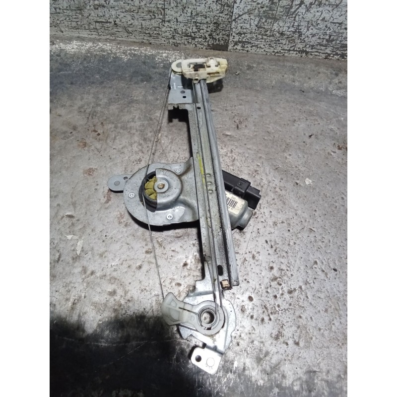 Recambio de mando elevalunas trasero izquierdo para renault grand scénic ii (jm0/1_) 1.9 dci (jm14) referencia OEM IAM   