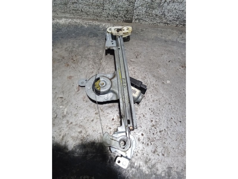 Recambio de mando elevalunas trasero izquierdo para renault grand scénic ii (jm0/1_) 1.9 dci (jm14) referencia OEM IAM   