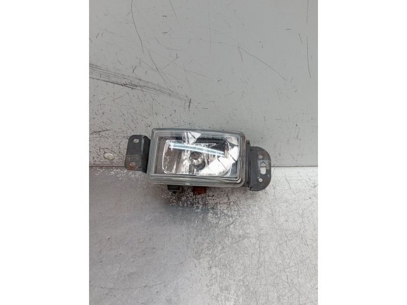 Recambio de faro antiniebla izquierdo para toyota corolla (_e12_) 1.6 vvt-i (zze121_) referencia OEM IAM   