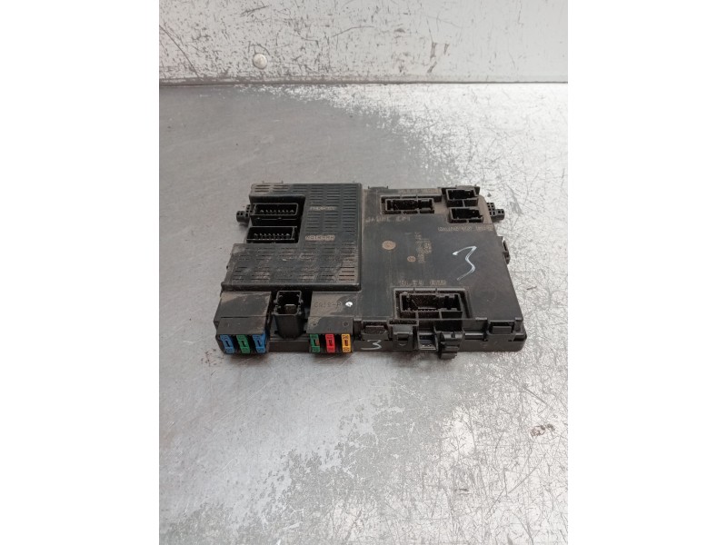 Recambio de caja reles / fusibles para peugeot 406 (8b) 2.0 hdi 110 referencia OEM IAM 16199901 9650914380 