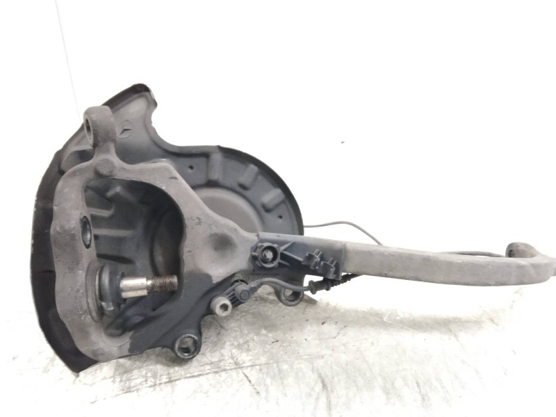 Recambio de mangueta delantera derecha para mercedes clase s (w220) berlina 5.5 v12 36v cat referencia OEM IAM   