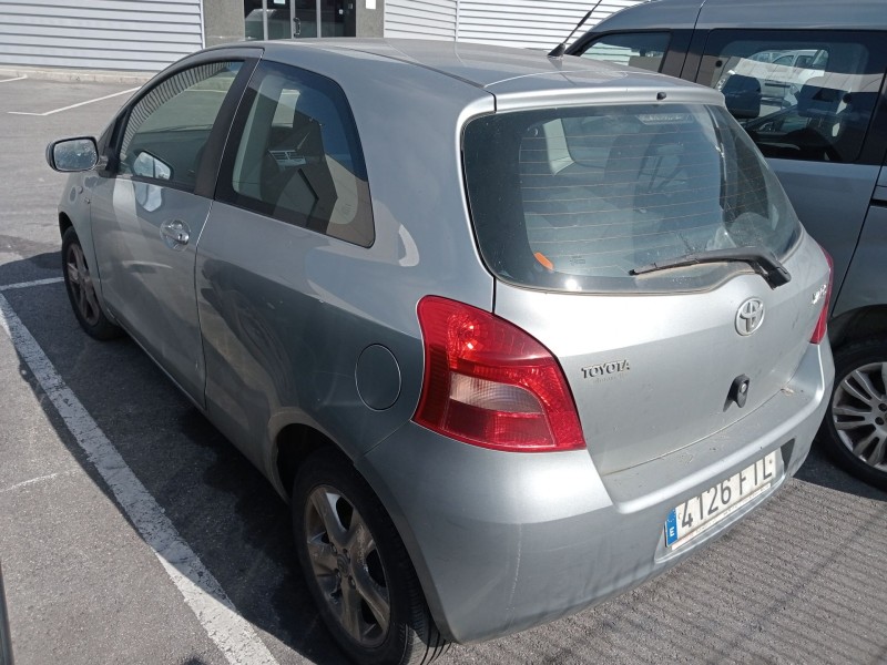 toyota yaris (_p9_) del año 2007