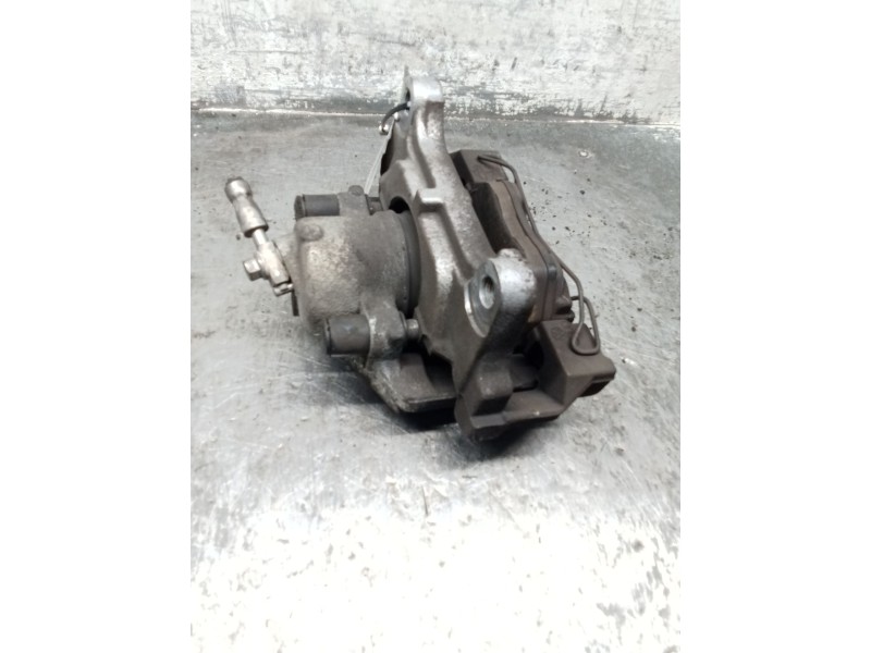 Recambio de pinza freno delantera derecha para volkswagen passat cc b6 (357) 2.0 tdi referencia OEM IAM   