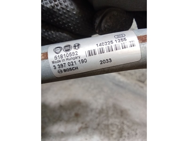Recambio de motor limpia delantero para fiat doblo autobús (263_) 1.6 d multijet (263axd1b) referencia OEM IAM 0390241564 518105