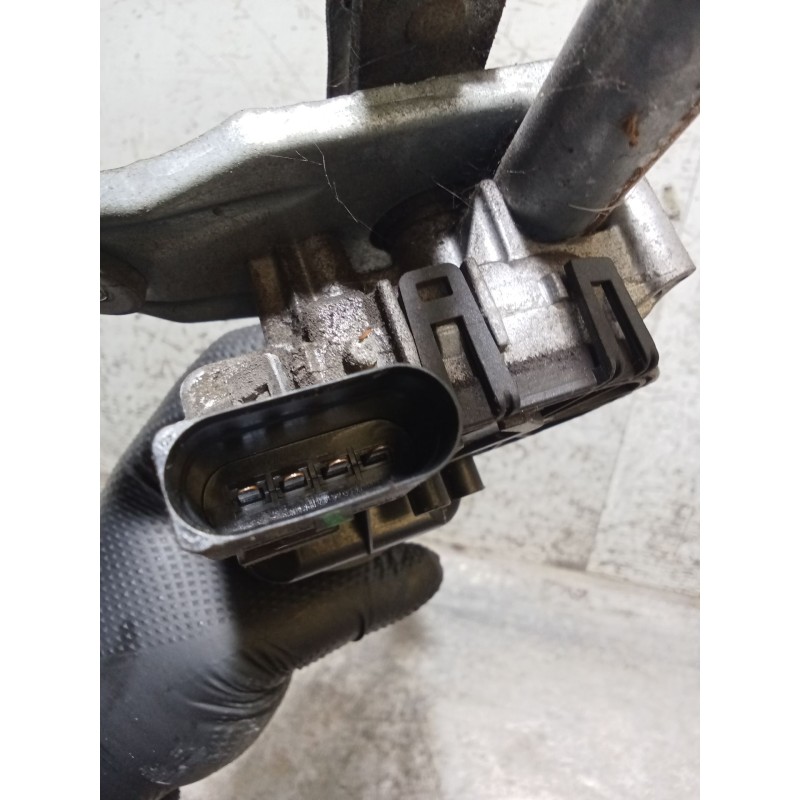 Recambio de motor limpia delantero para fiat doblo autobús (263_) 1.6 d multijet (263axd1b) referencia OEM IAM 0390241564 518105