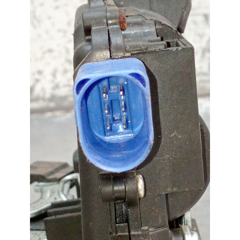 Recambio de motor cierre centralizado trasero derecho para seat cordoba (6l2) 1.4 16v referencia OEM IAM   