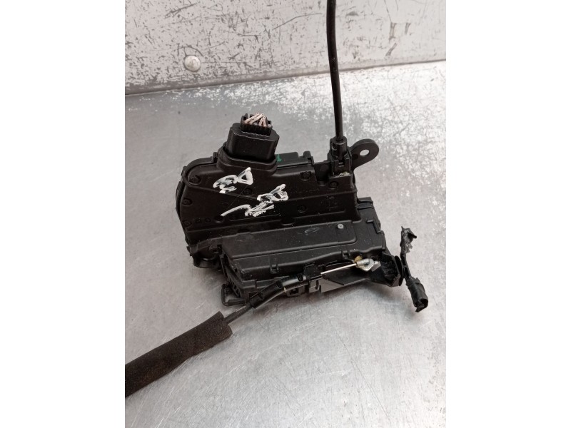 Recambio de motor cierre centralizado delantero derecho para renault clio iv (bh_) 0.9 tce 90 referencia OEM IAM 805024563R  