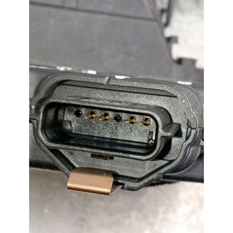 Recambio de motor cierre centralizado delantero derecho para renault clio iv (bh_) 0.9 tce 90 referencia OEM IAM 805024563R  