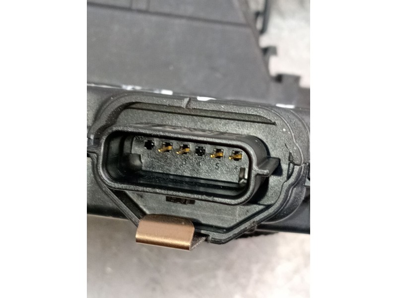 Recambio de motor cierre centralizado delantero derecho para renault clio iv (bh_) 0.9 tce 90 referencia OEM IAM 805024563R  