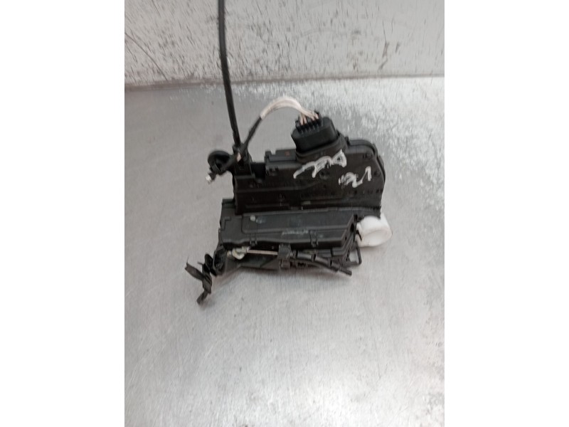 Recambio de motor cierre centralizado delantero izquierdo para renault clio iv (bh_) 0.9 tce 90 referencia OEM IAM   