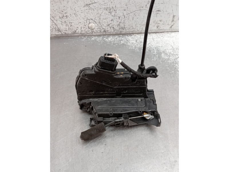 Recambio de motor cierre centralizado trasero derecho para renault clio iv (bh_) 0.9 tce 90 referencia OEM IAM   