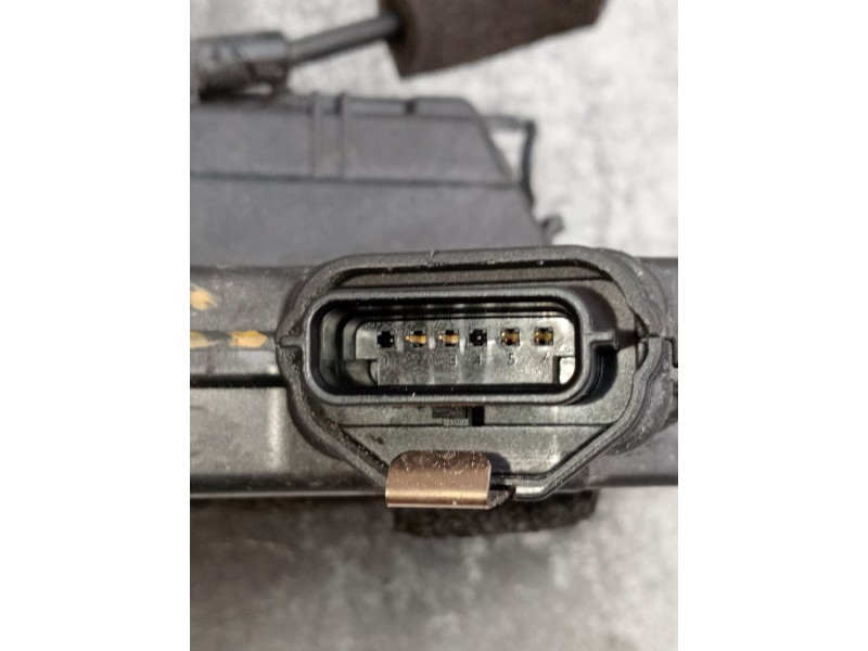 Recambio de motor cierre centralizado trasero derecho para renault clio iv (bh_) 0.9 tce 90 referencia OEM IAM   